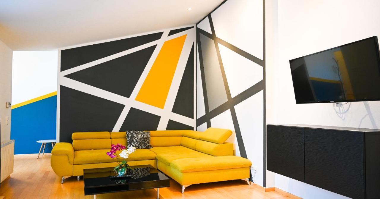 Modern Center Apartment Vienna